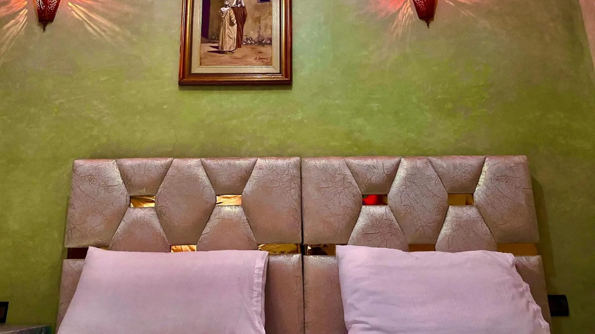 Riad Atlas Logement Entier Prive Avec Jacuzzi Au Coeur De Marrakesh Entire Accommodation