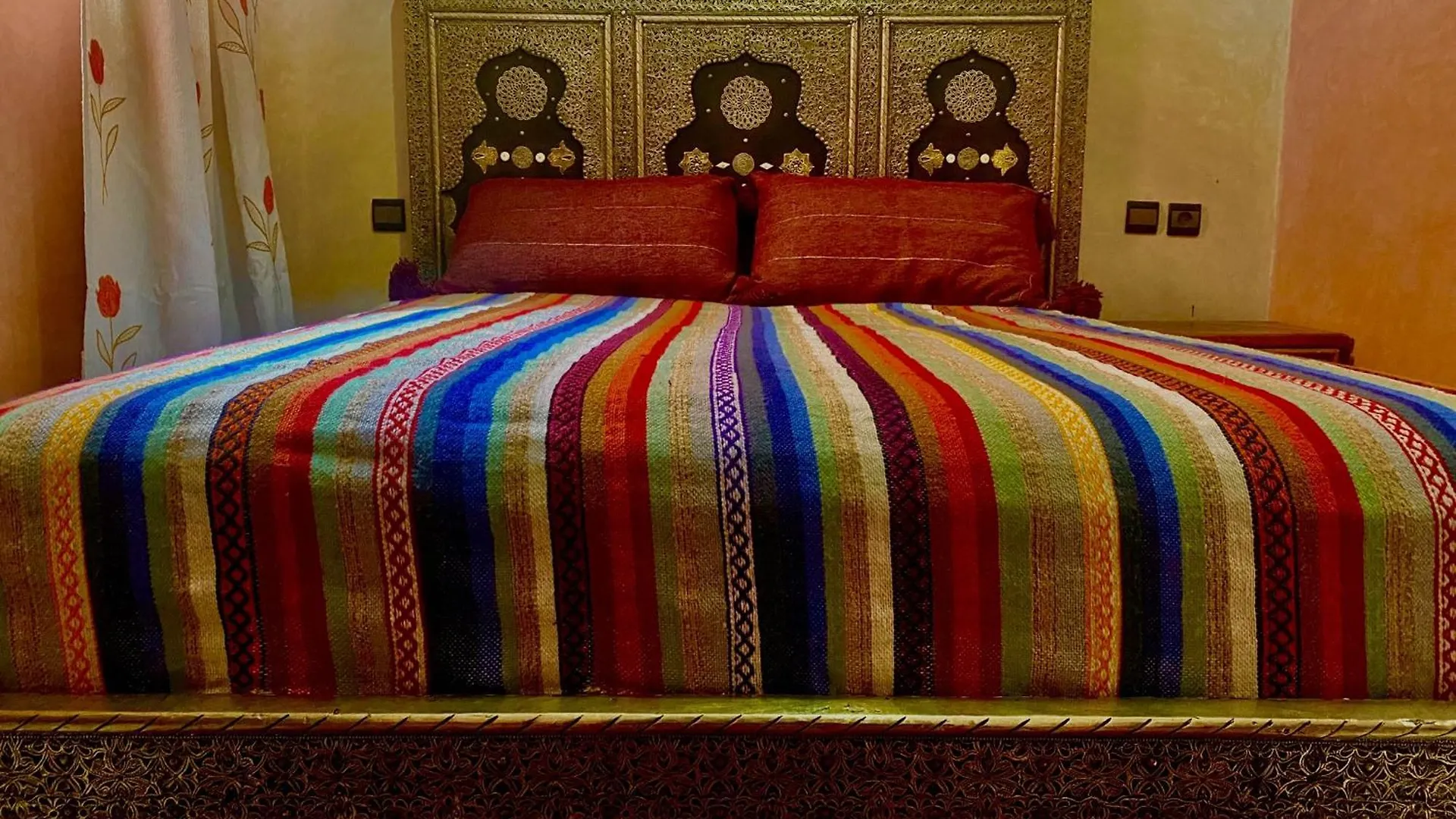 Riad Atlas Logement Entier Prive Avec Jacuzzi Au Coeur De Marrakesh Entire Accommodation